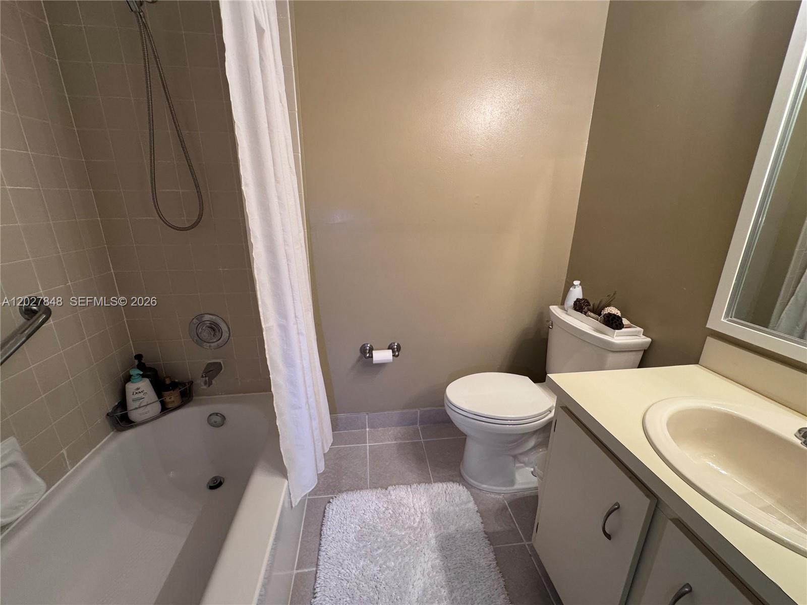 12204 Nw 36th Pl Property Photo 17