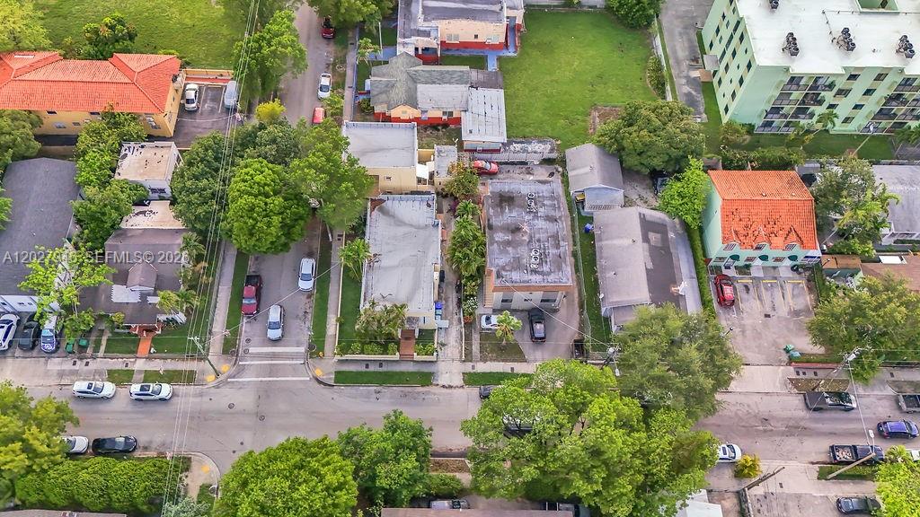 242 Sw 15th Ave Property Photo 17