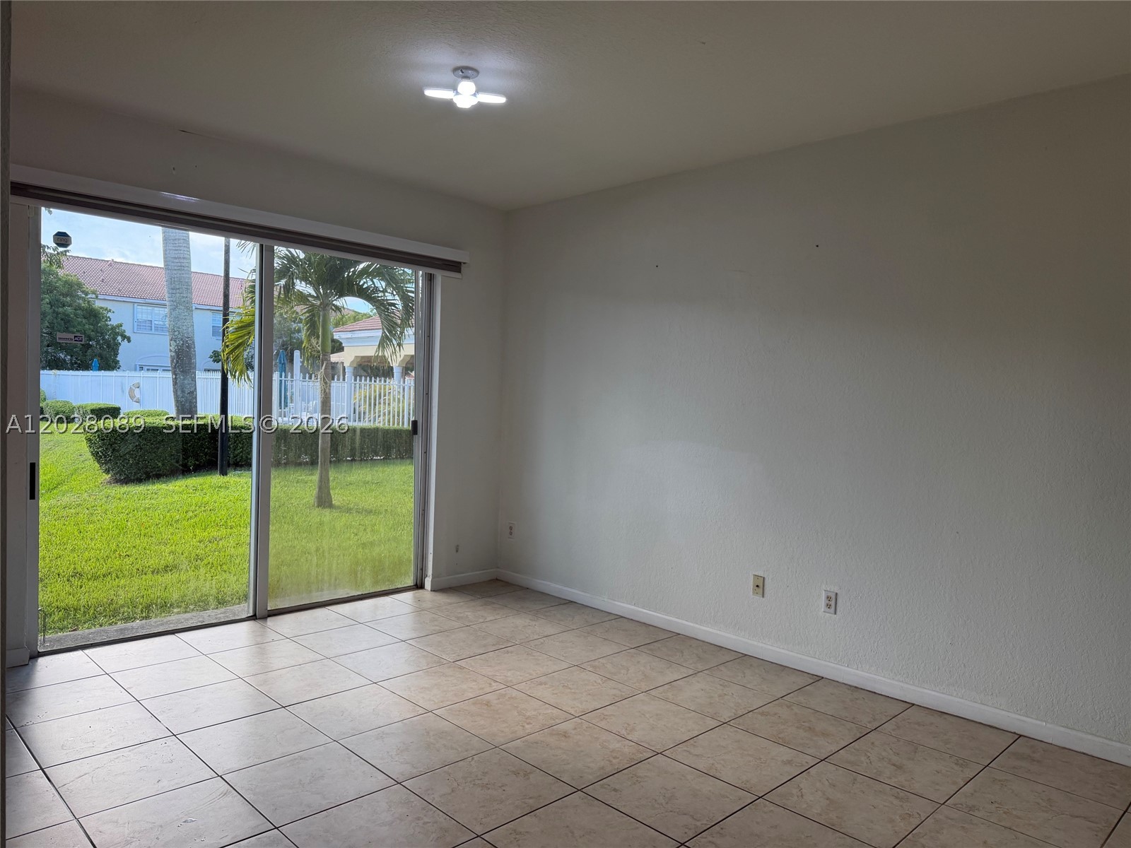 662 Ne 21st Ter Property Photo 10