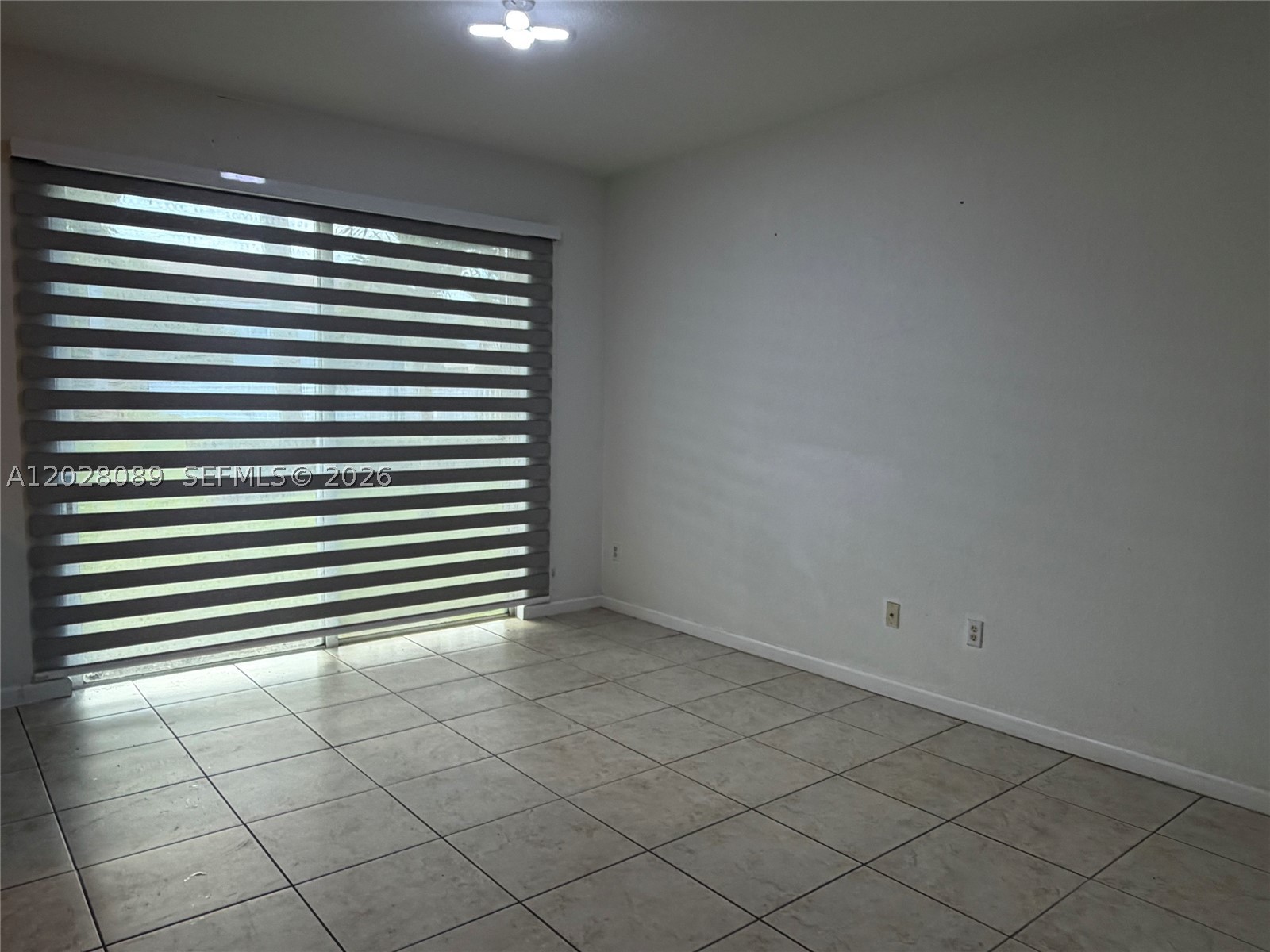 662 Ne 21st Ter Property Photo 11