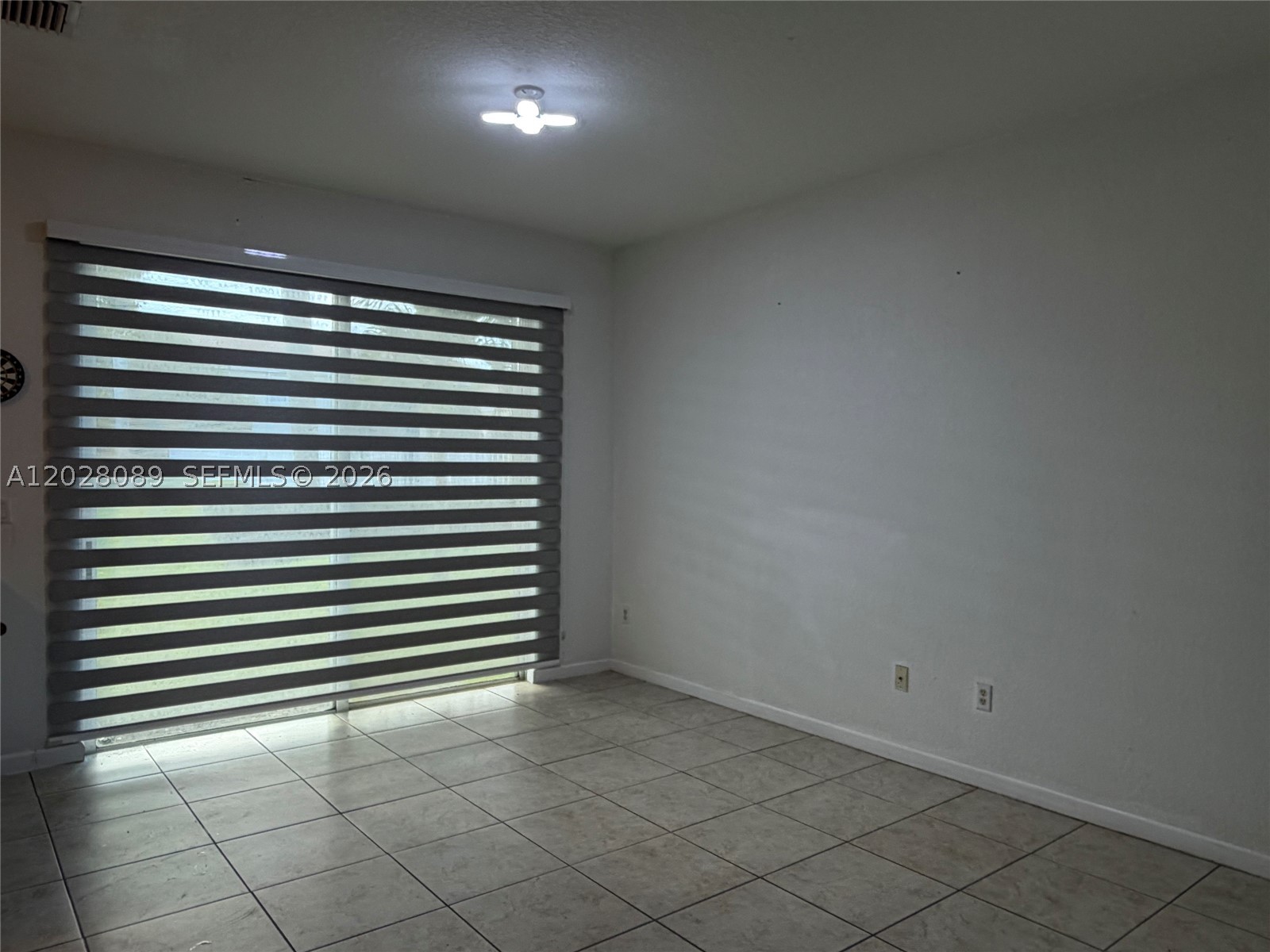 662 Ne 21st Ter Property Photo 12