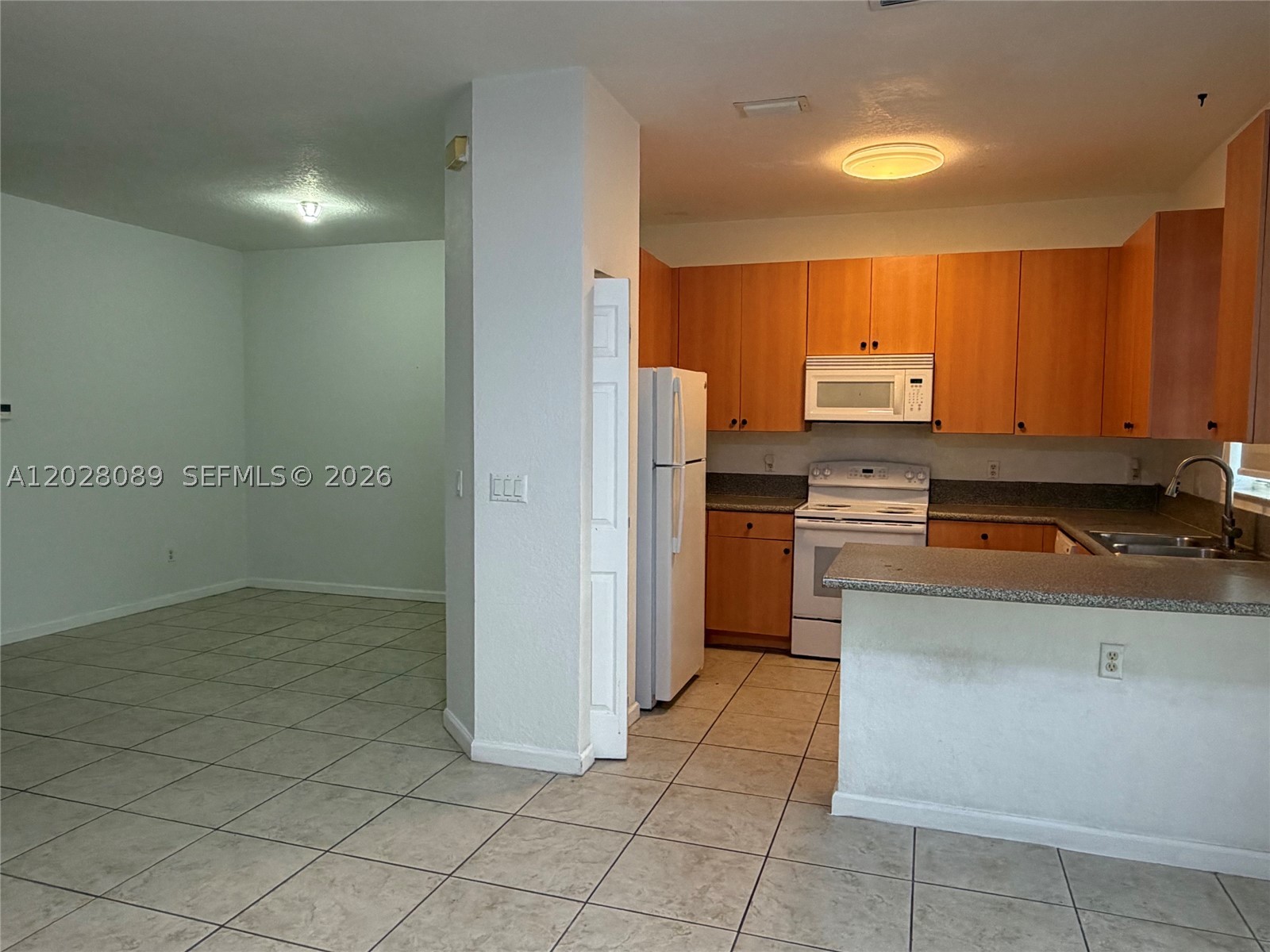 662 Ne 21st Ter Property Photo 13