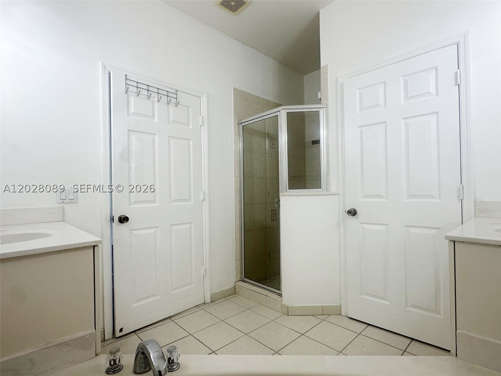 662 Ne 21st Ter Property Photo 16