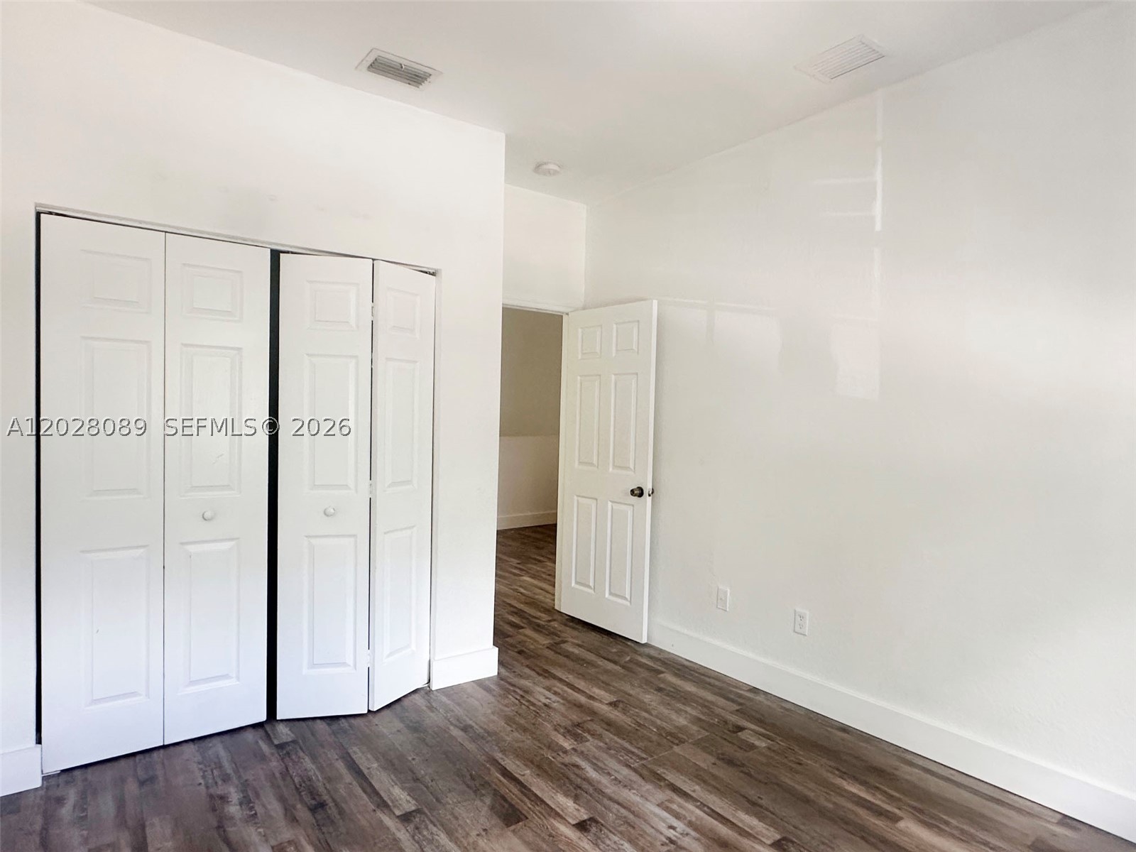 662 Ne 21st Ter Property Photo 21