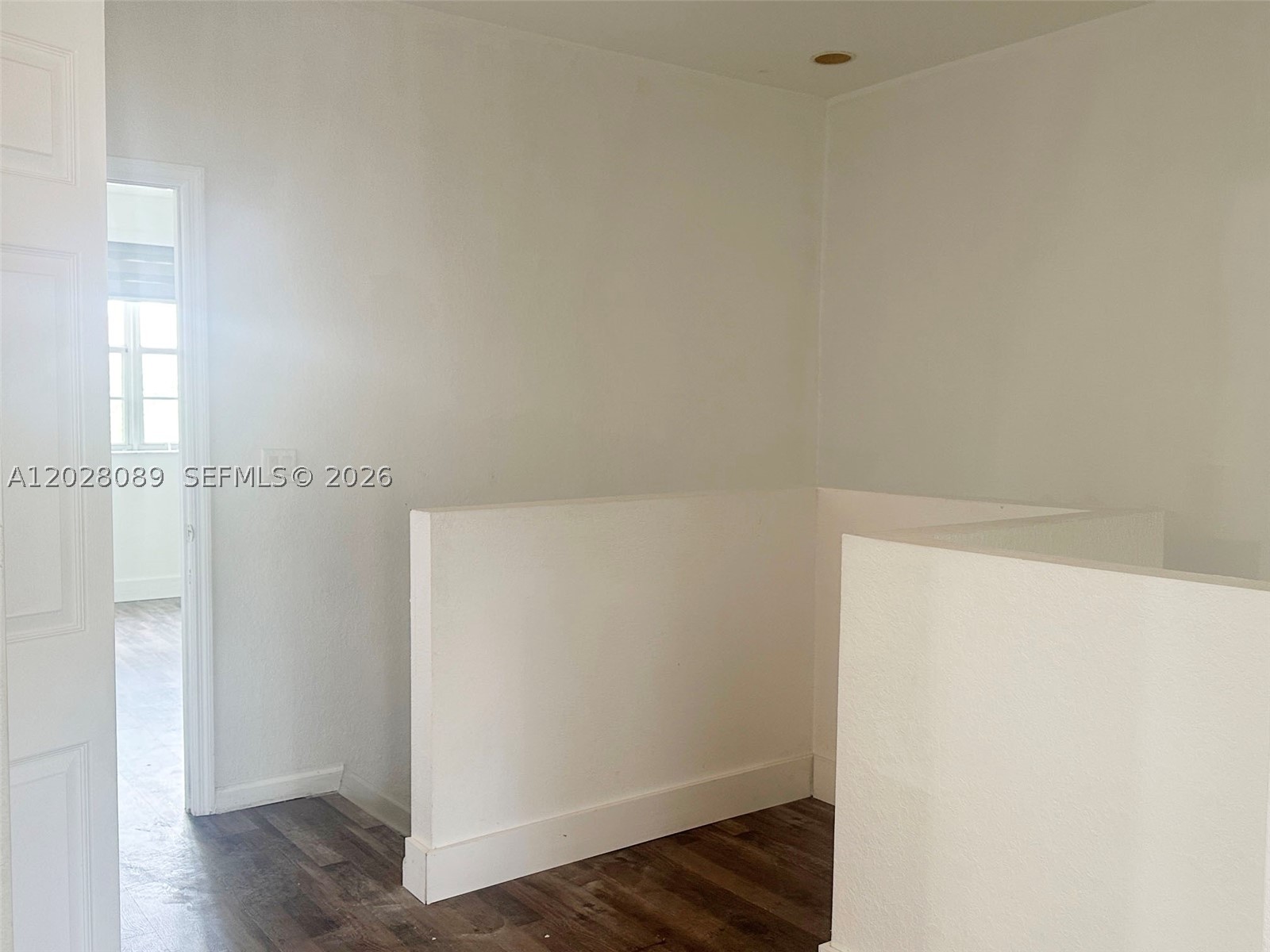 662 Ne 21st Ter Property Photo 24