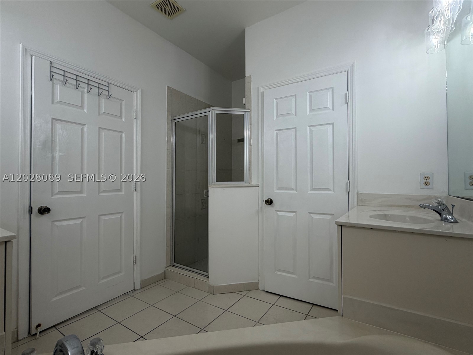 662 Ne 21st Ter Property Photo 26