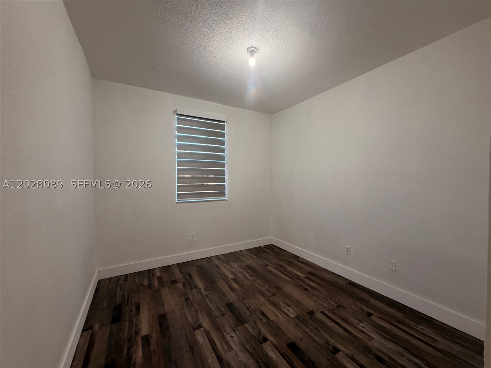 662 Ne 21st Ter Property Photo 32