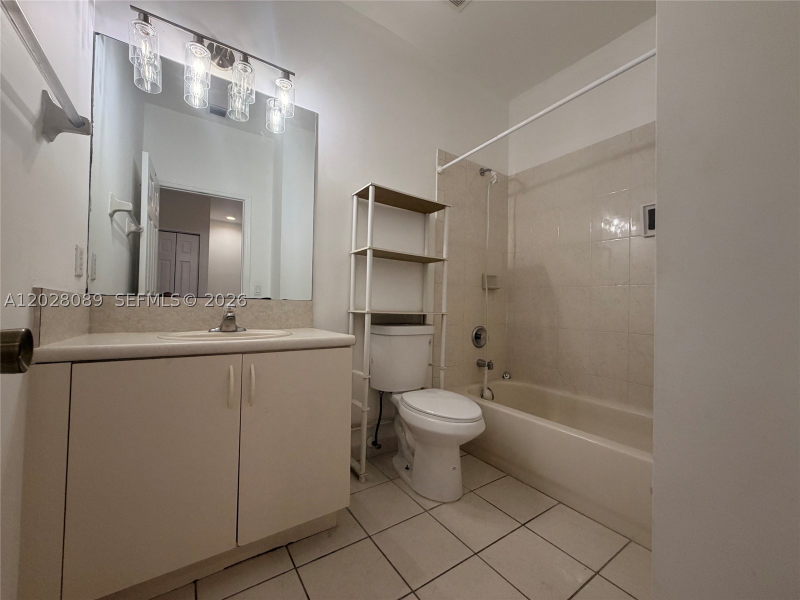 662 Ne 21st Ter Property Photo 35