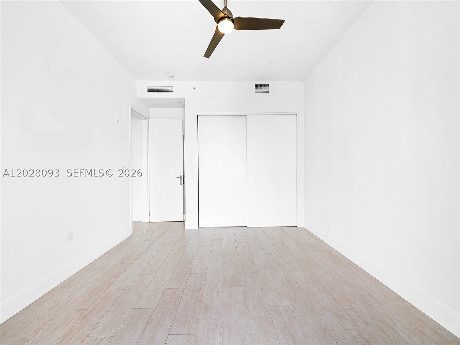 30 Isle Of Venice Dr 403 Property Photo 32