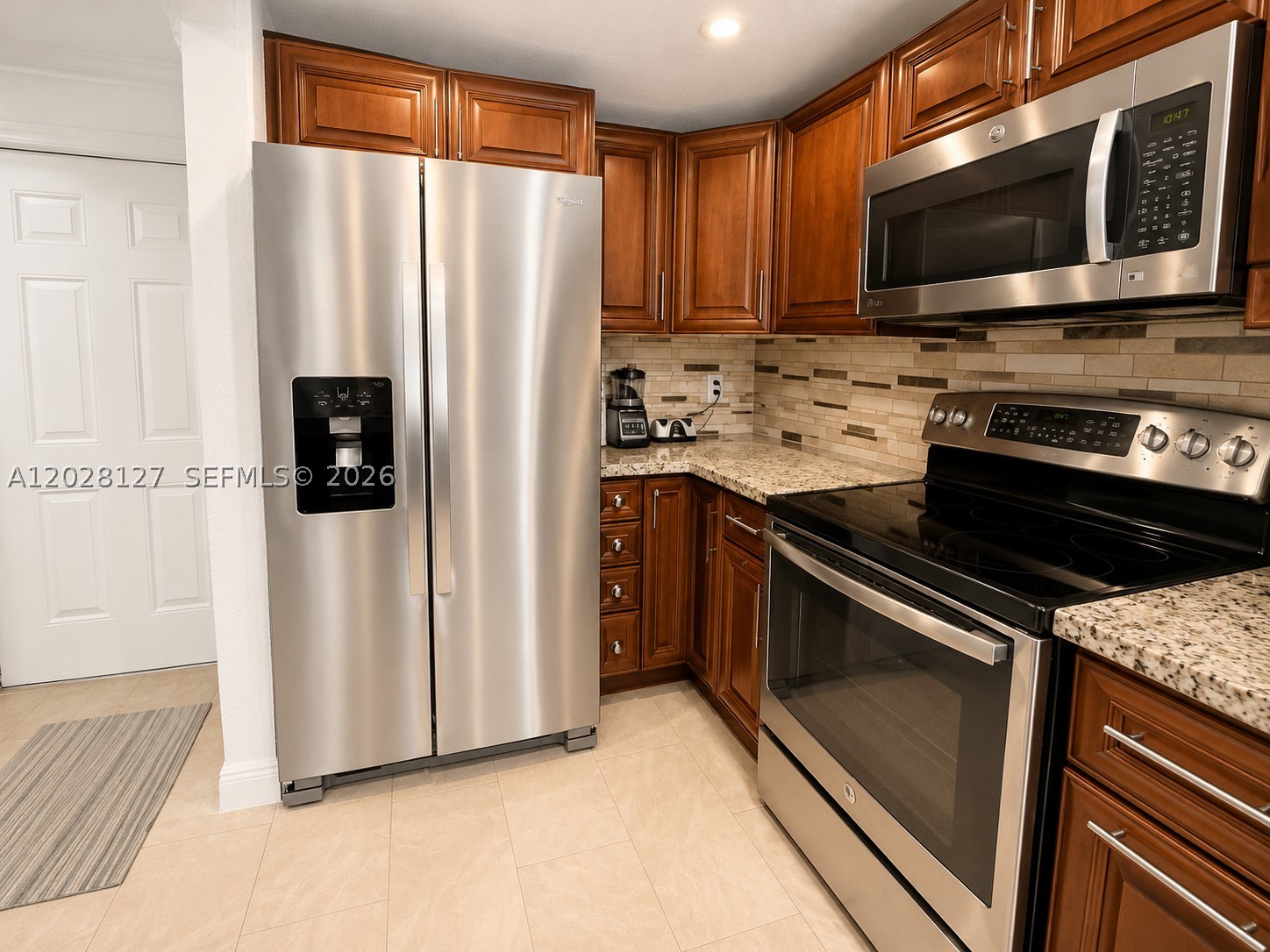 1901 Nw S River Dr 5a Property Photo 2