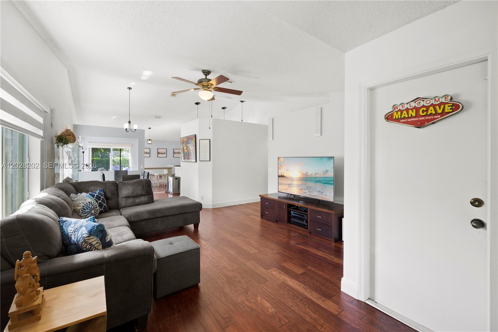 1413 Majesty Ter Property Photo 13