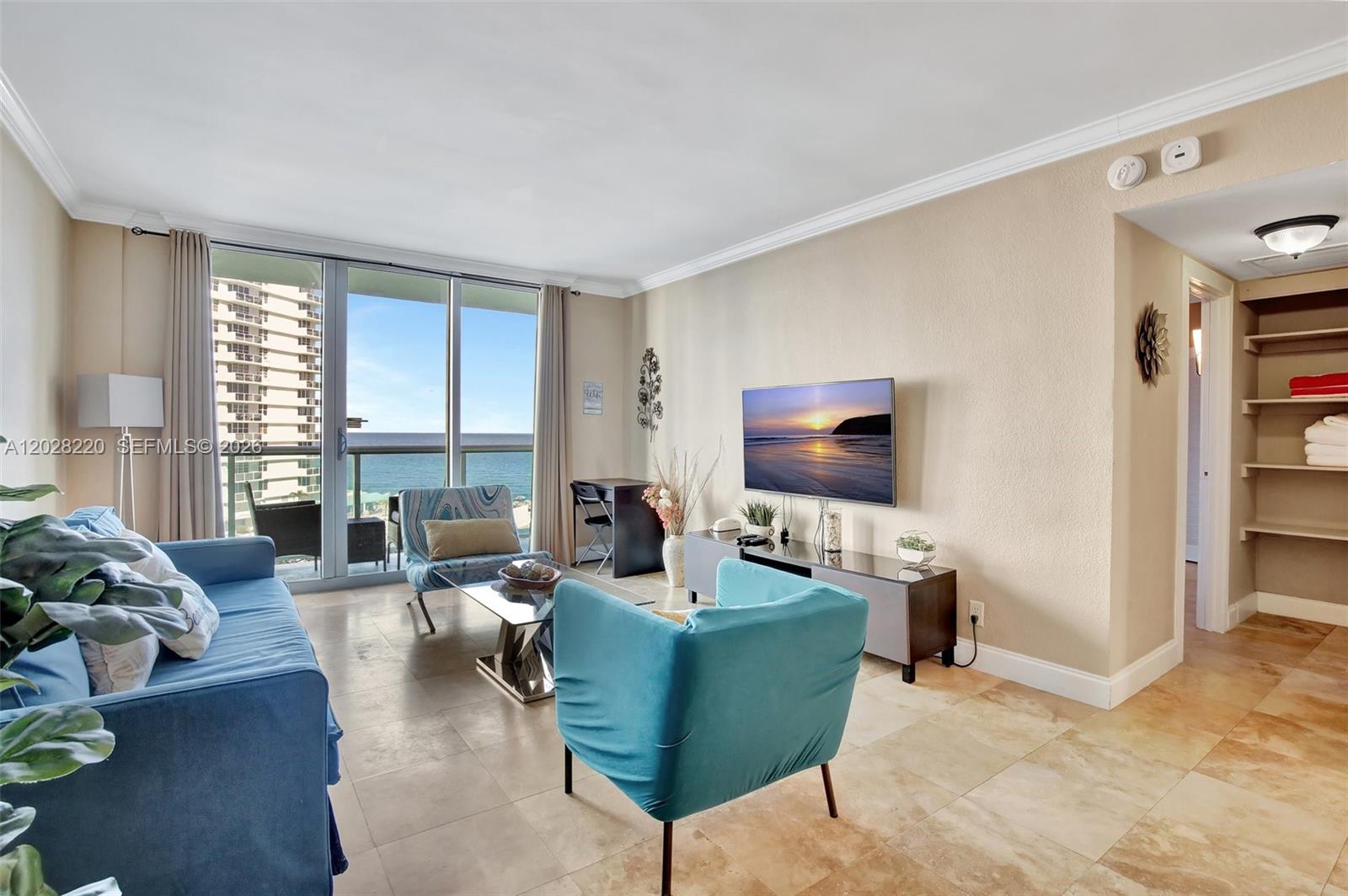 3801 S Ocean Dr 6z Property Photo 4