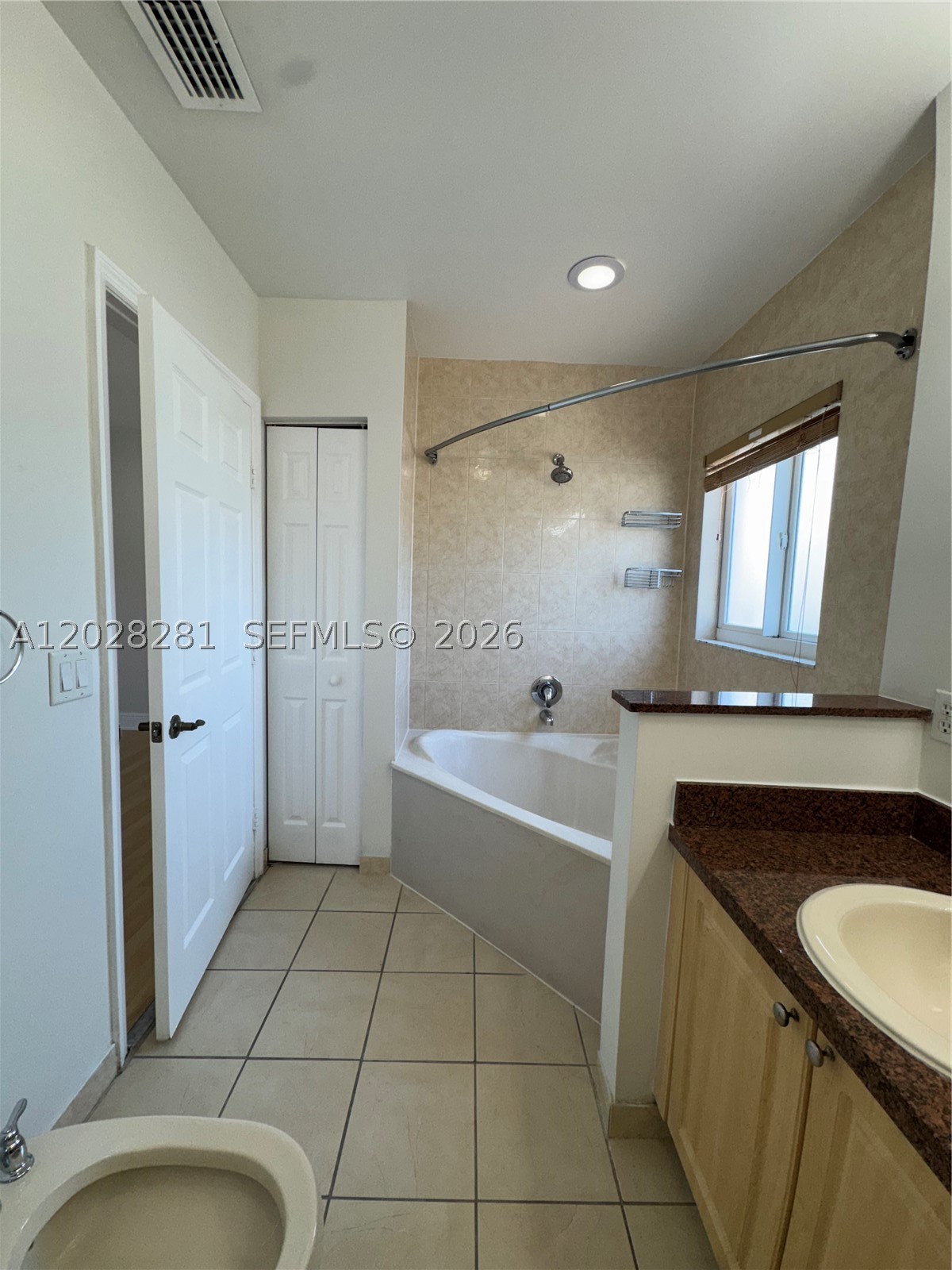 6004 Sw 8th St 2 Property Photo 16