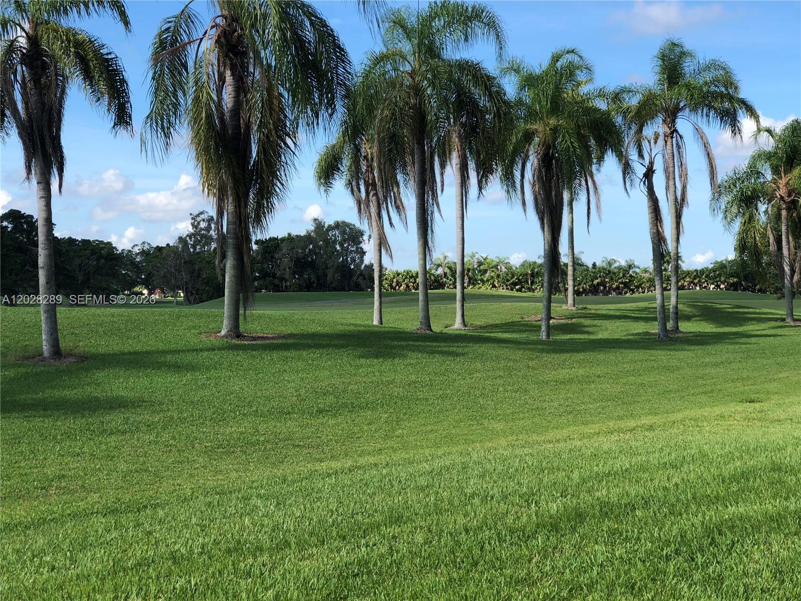 16300 Golf Club Rd 105 Property Photo 33