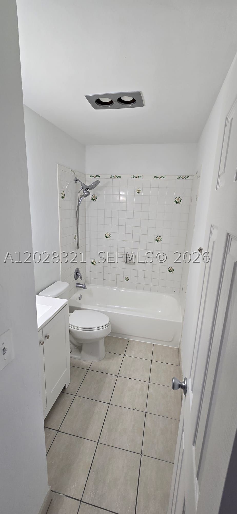 2120 Sherwood Forest Blvd 30 Property Photo 15