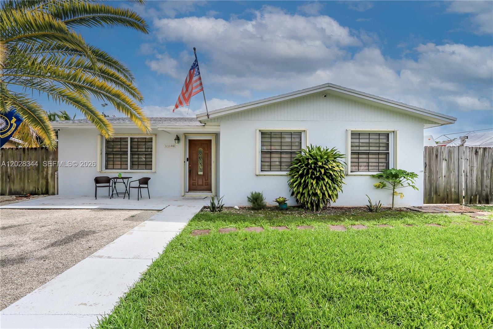 12100 Sw 181st Ter Property Photo 6