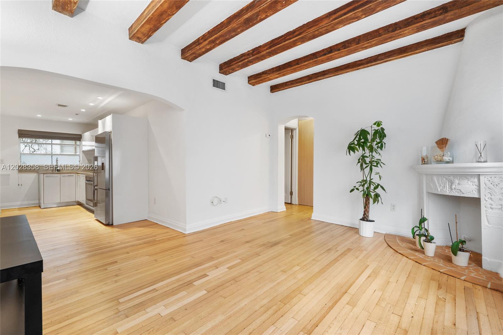 1605 Euclid Ave B1 Property Photo 1