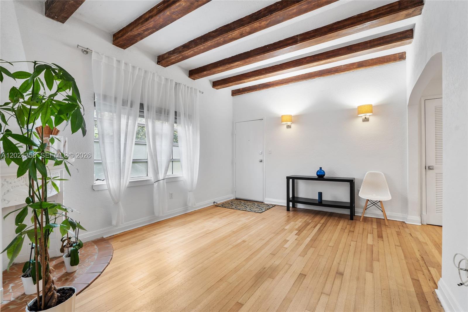 1605 Euclid Ave B1 Property Photo 4