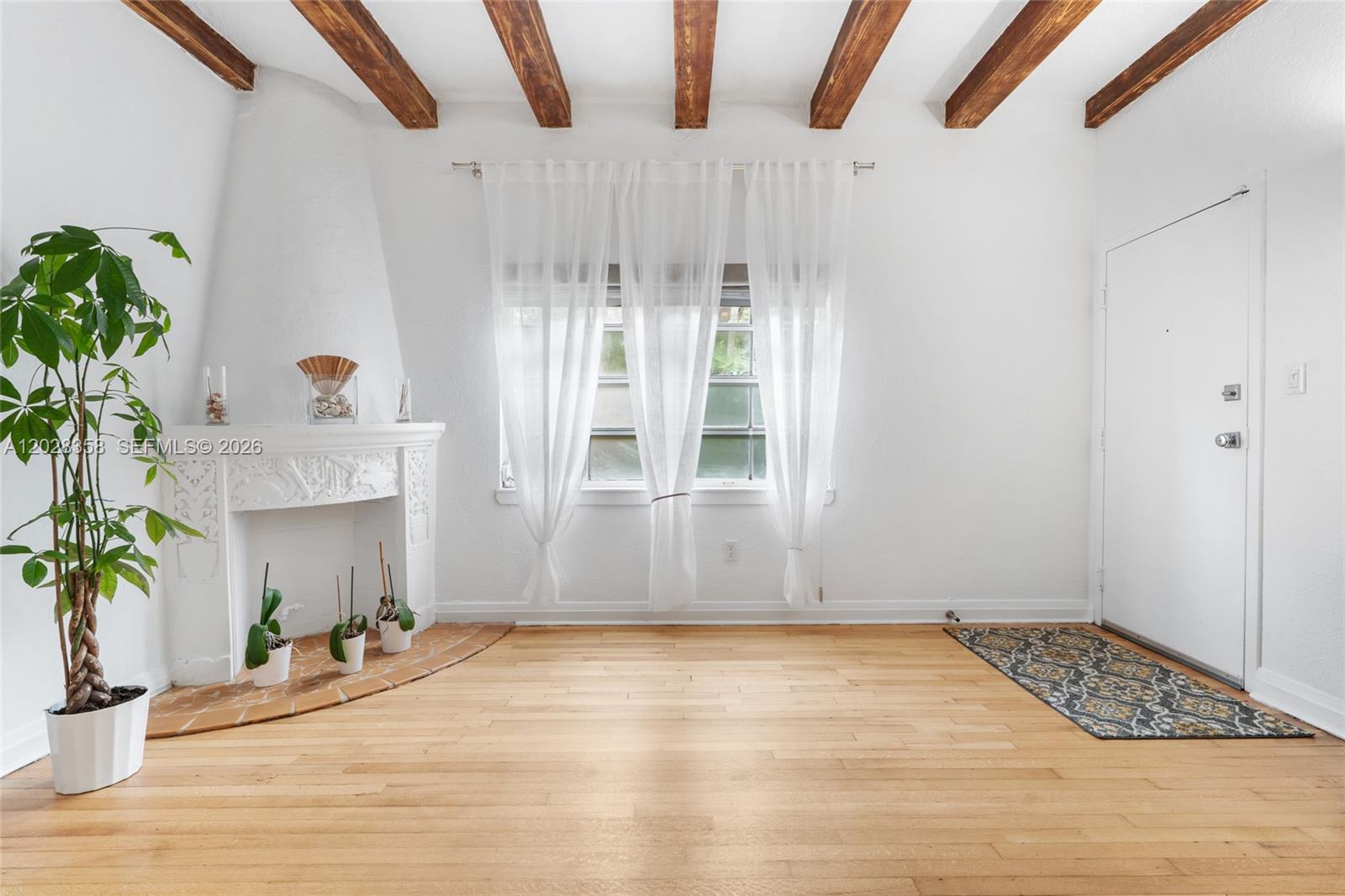 1605 Euclid Ave B1 Property Photo 6