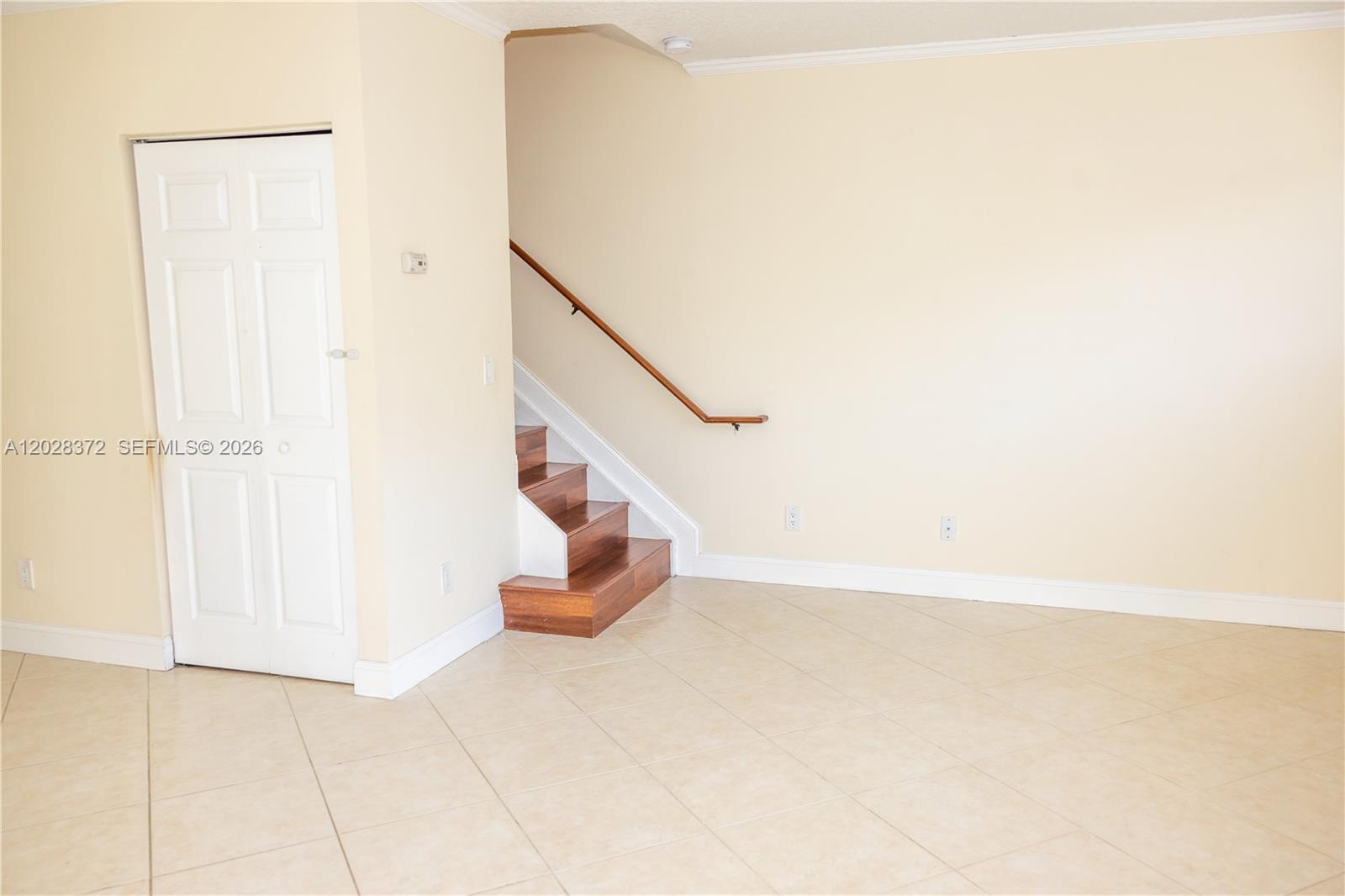 10560 Nw 57th Ct Property Photo 2