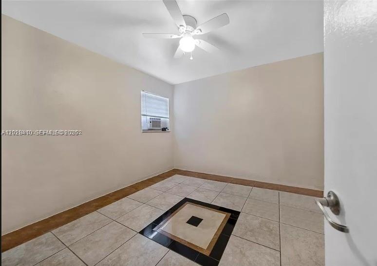 1500 Nw 69th Ter Property Photo 4