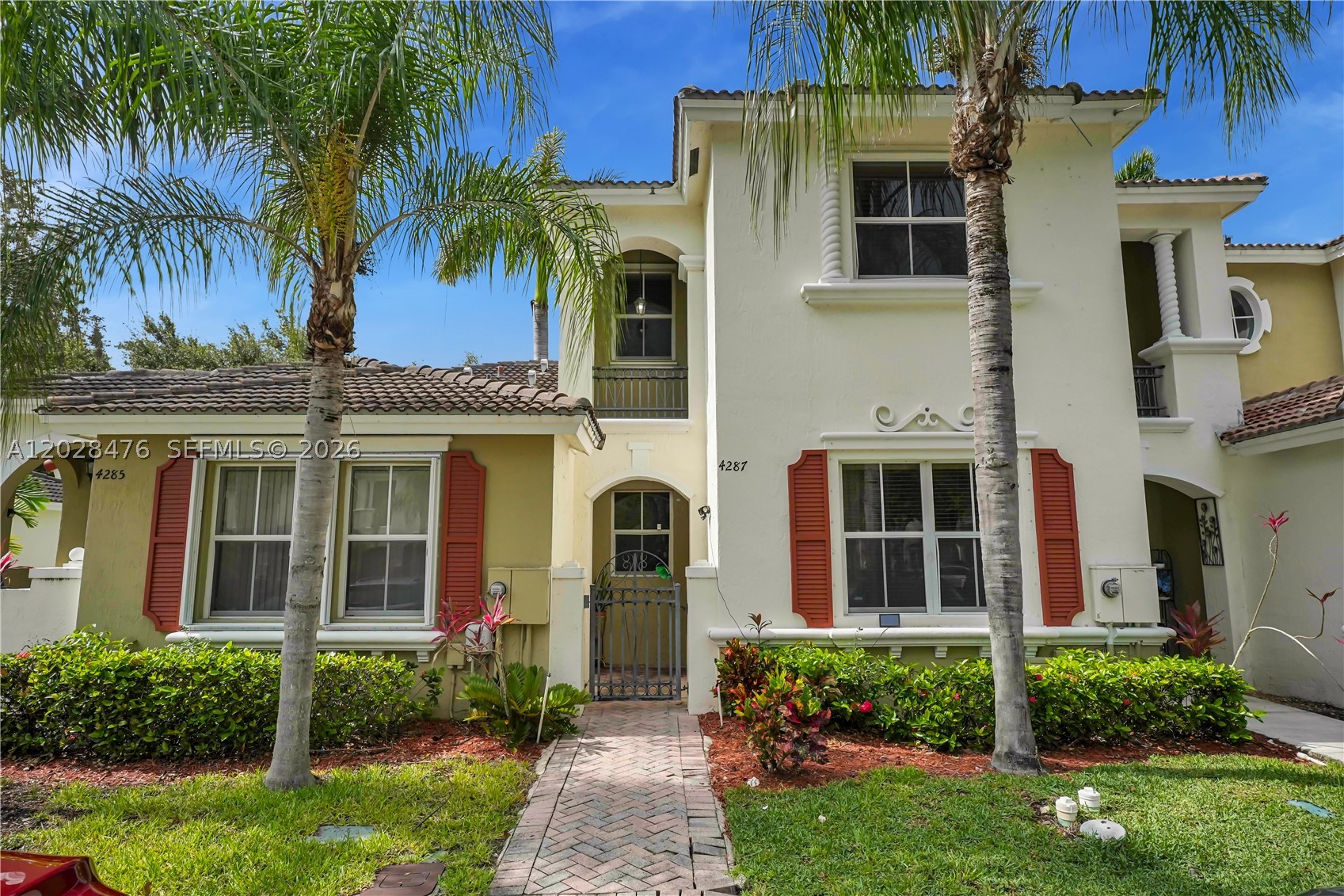 A12028476 Property Photo 1