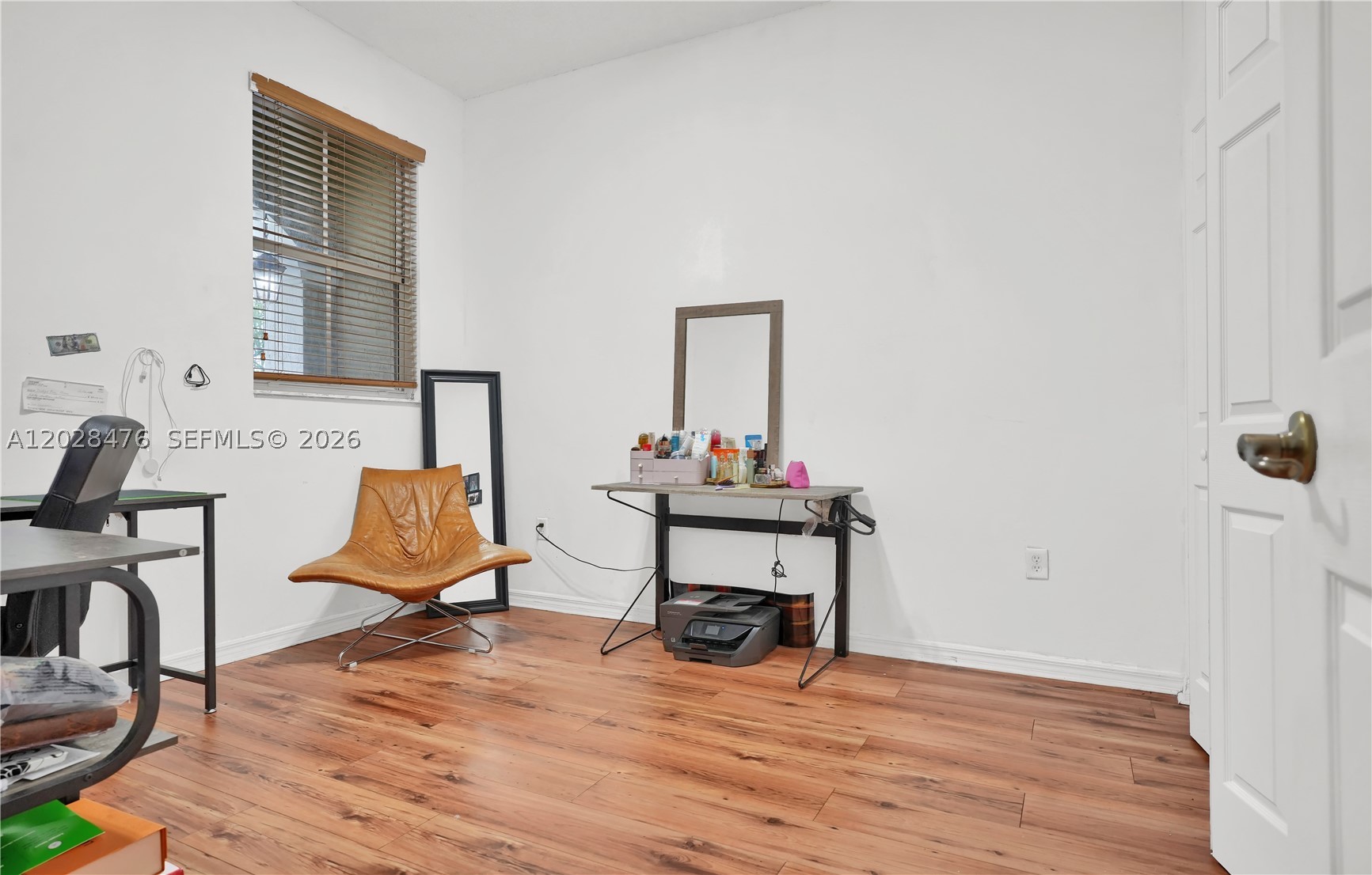 A12028476 Property Photo 13