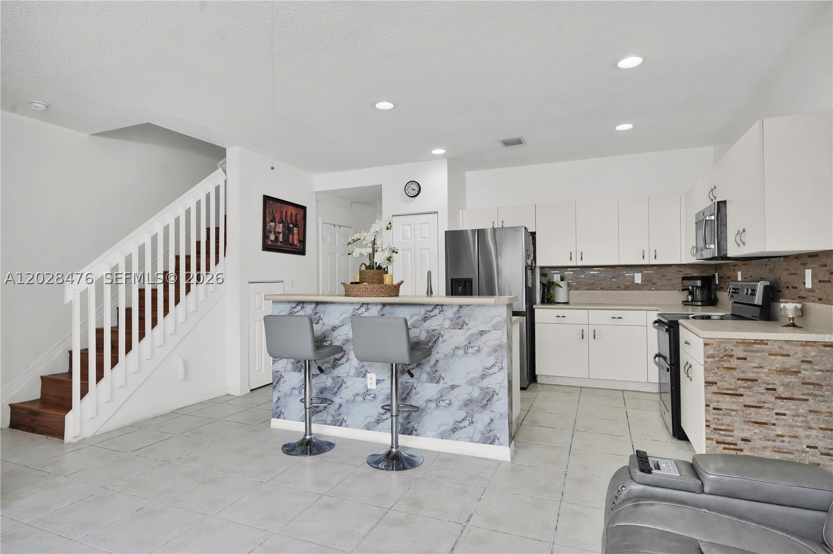 A12028476 Property Photo 19
