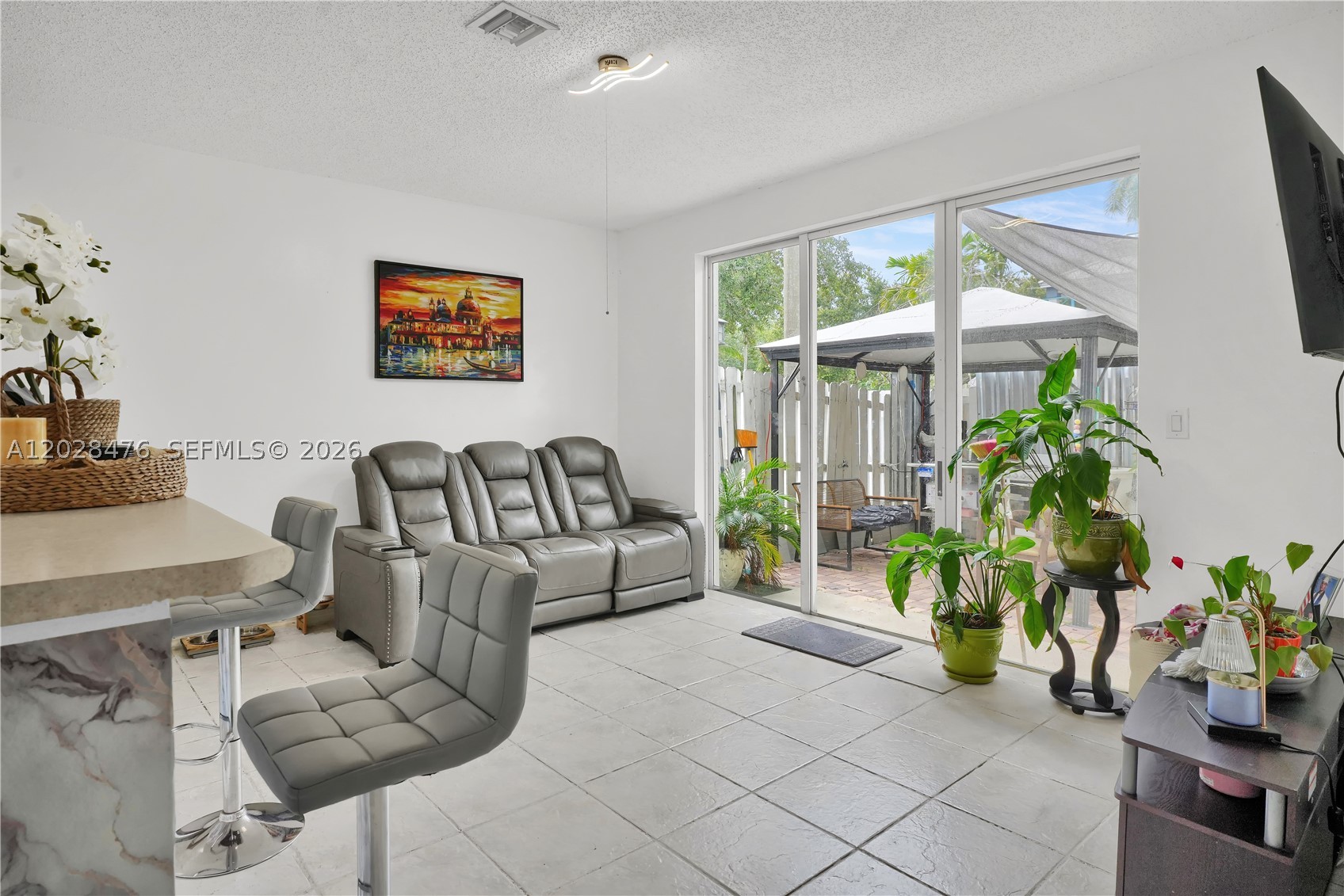 A12028476 Property Photo 21