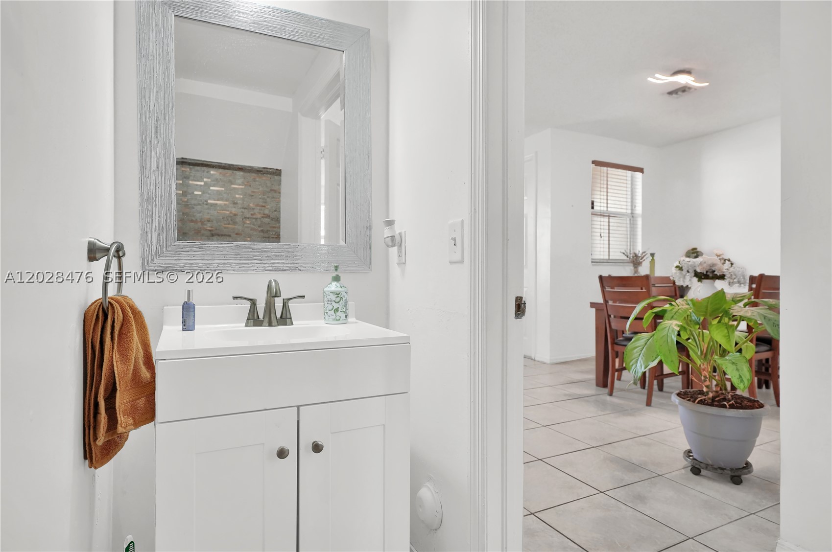 A12028476 Property Photo 25