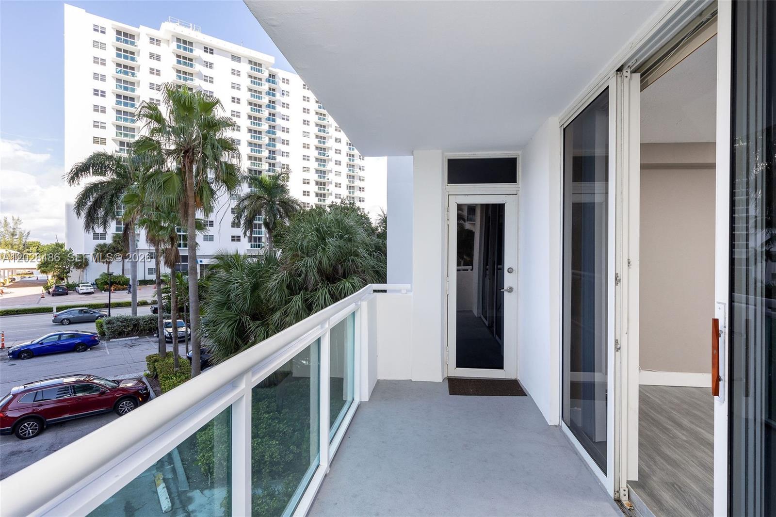 3001 S Ocean Dr 227 Property Photo 14