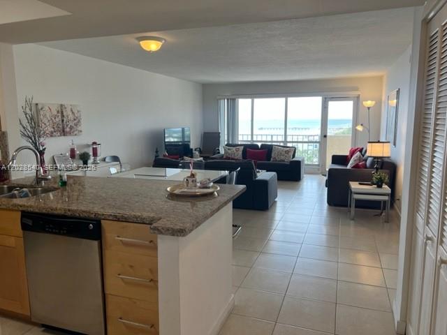 4900 N Ocean Blvd 1101 Property Photo 14