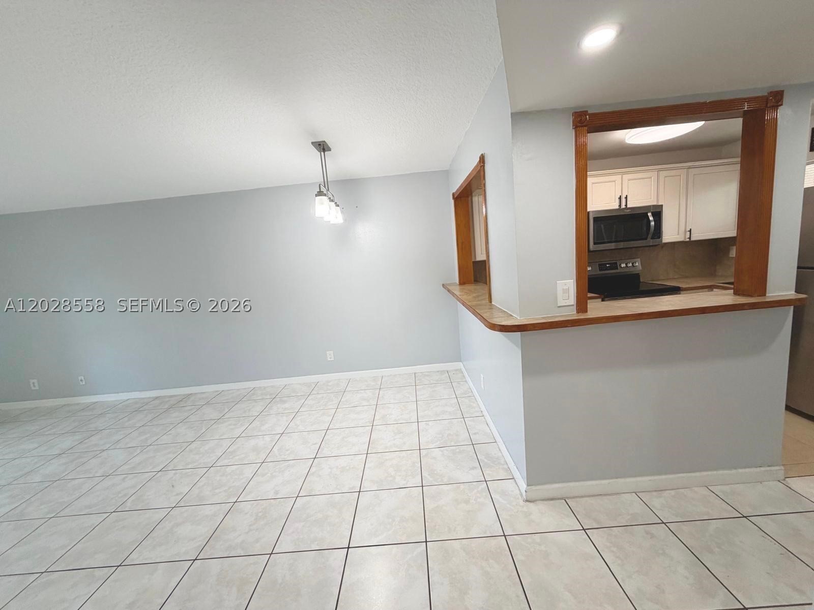 9281 Sunrise Lakes Blvd 209 Property Photo 14