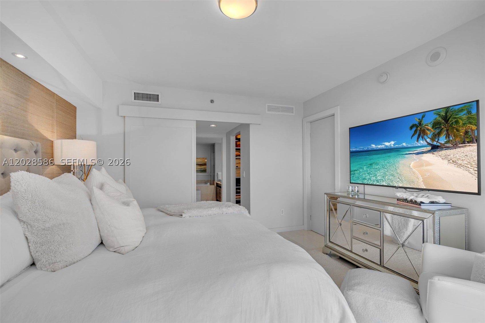 465 Brickell Ave 2703 Property Photo 18