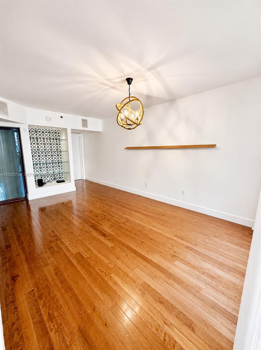 145 Jefferson Ave 415 Property Photo 7