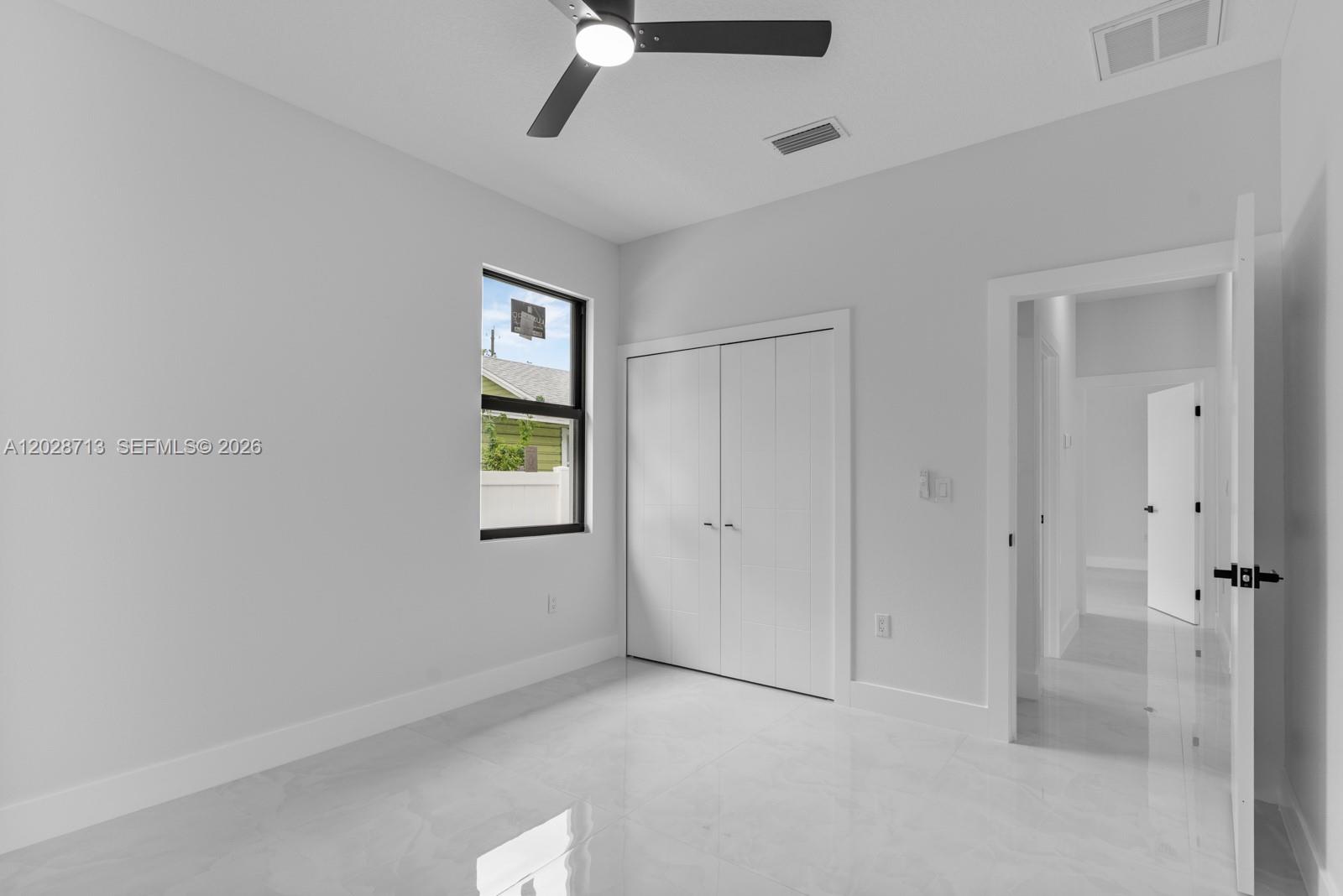 8210 N Elmer St, Property Photo 28