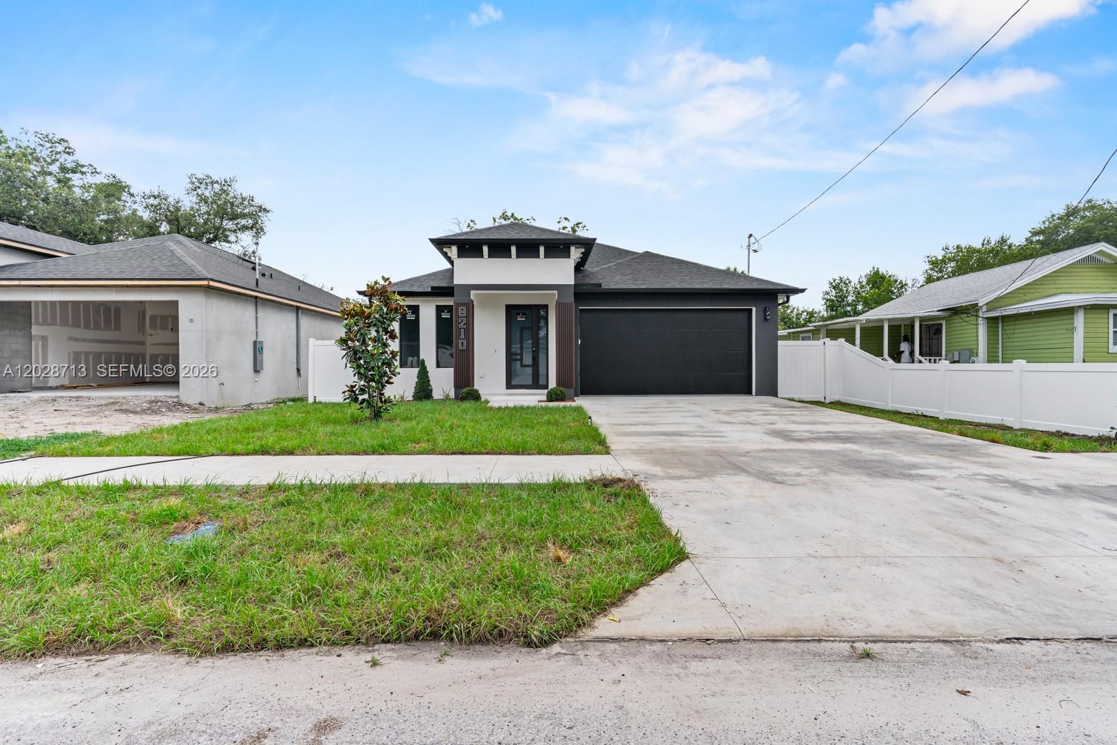 8210 N Elmer St, Property Photo 43
