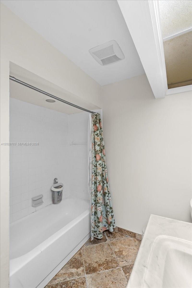 1571 Nw 20th St Property Photo 37