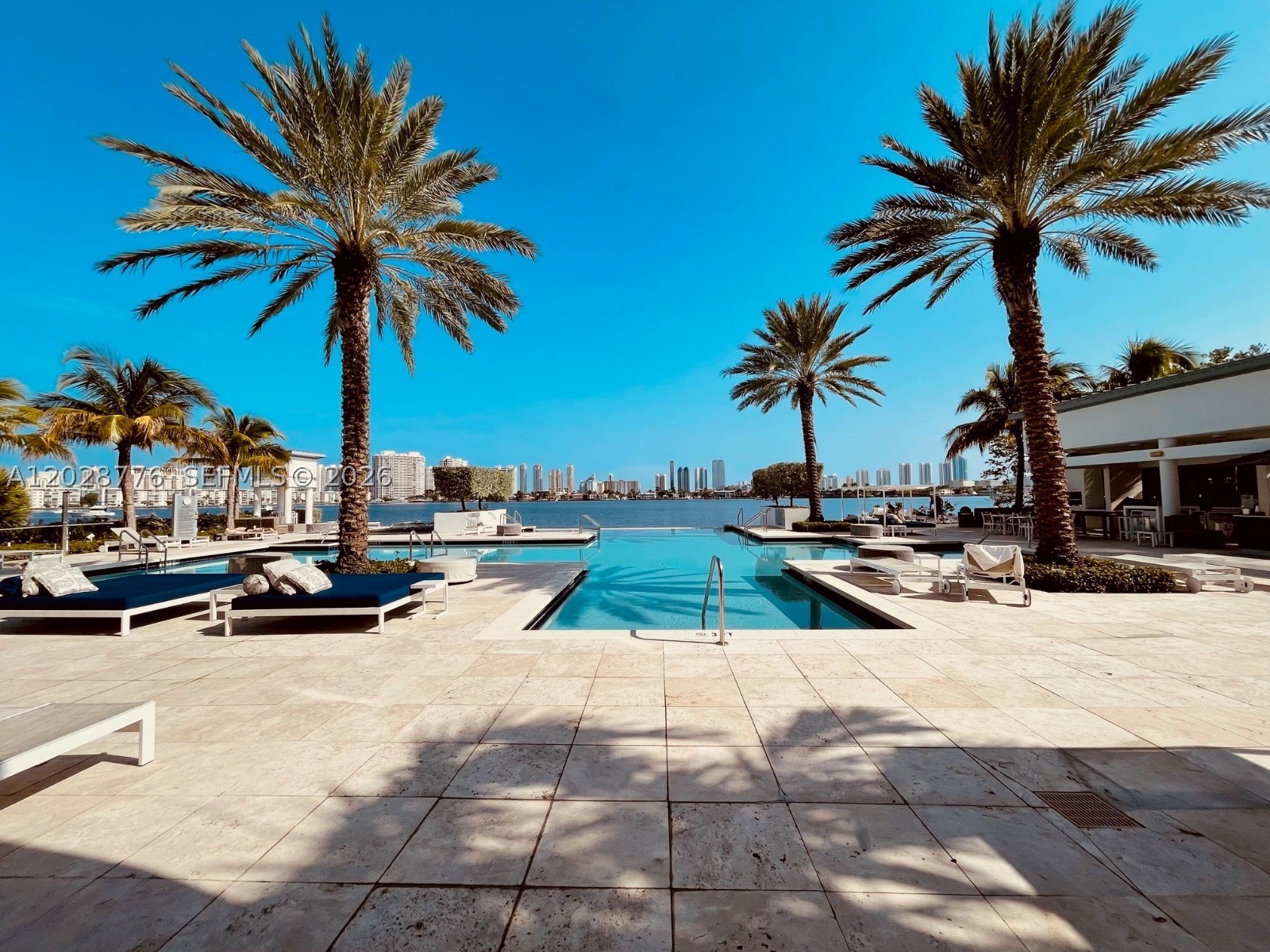 17111 Biscayne Blvd 208 Property Photo 1
