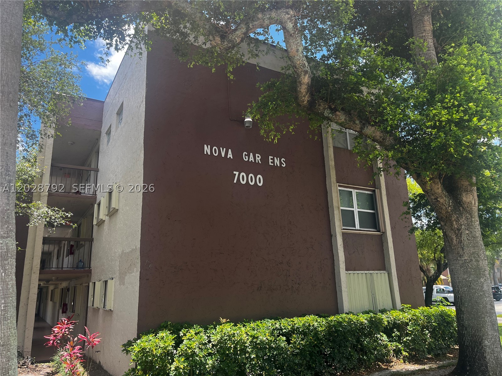 7000 Nova Dr 103E Property Photo 1