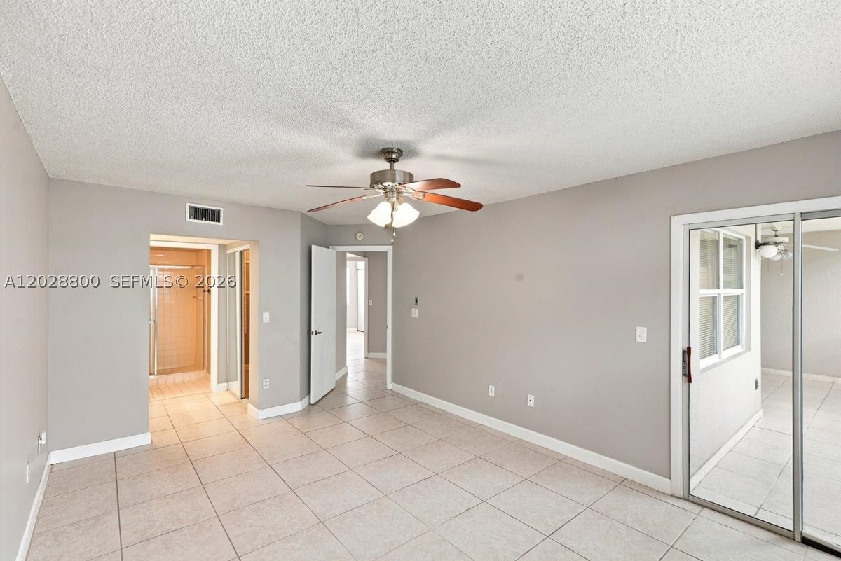 2607 Se 21st Ct 104-a Property Photo 23