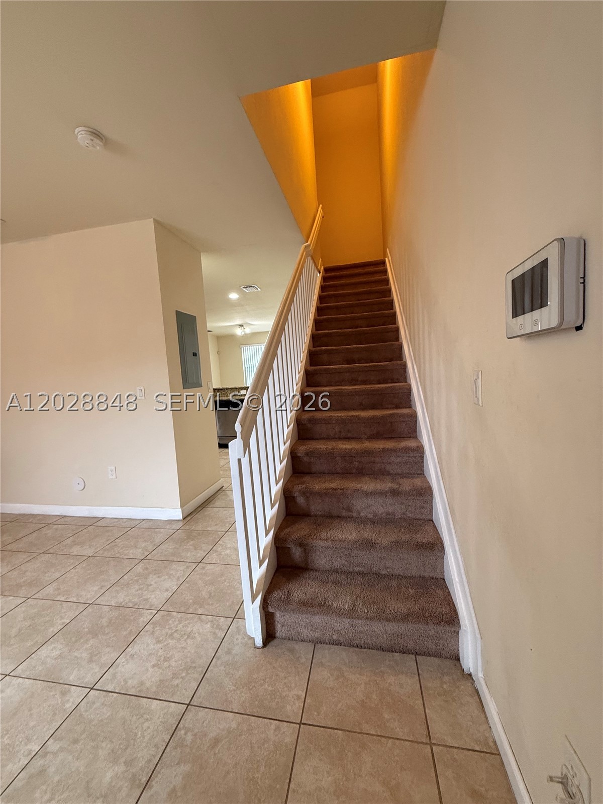 8923 W 35th Ave Property Photo 3