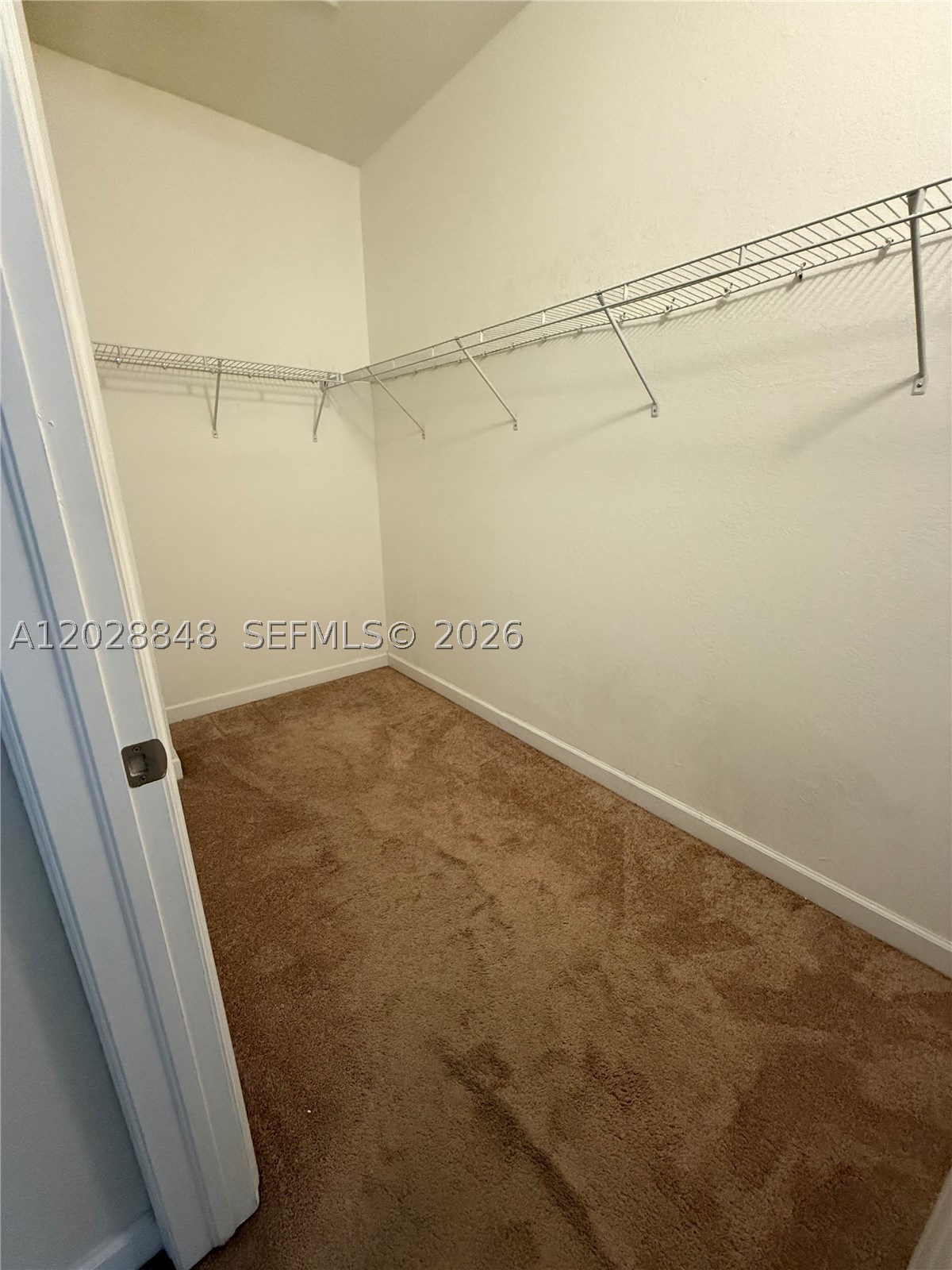 8923 W 35th Ave Property Photo 8