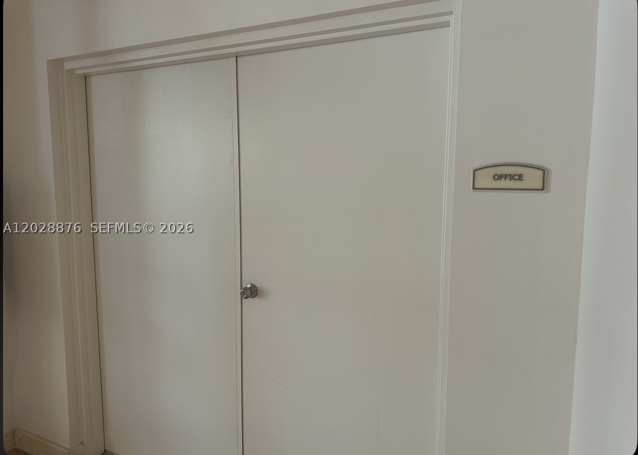 1627 Sw 37th Ave Cu-1 Property Photo 12