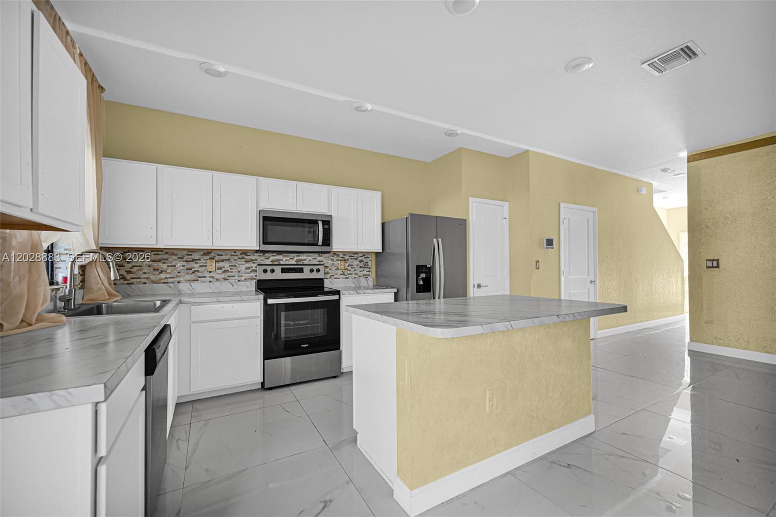 1130 Sw 6th Ct Property Photo 55