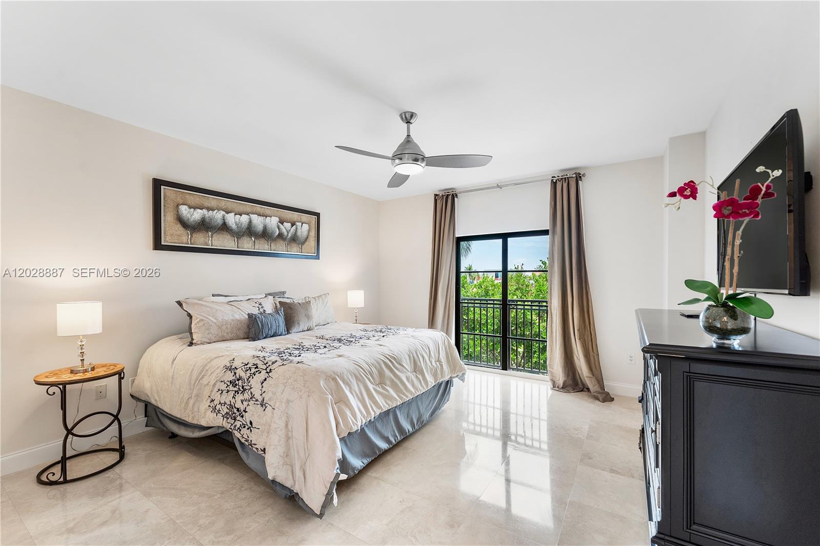 2501 N Ocean Blvd 452 Property Photo 11
