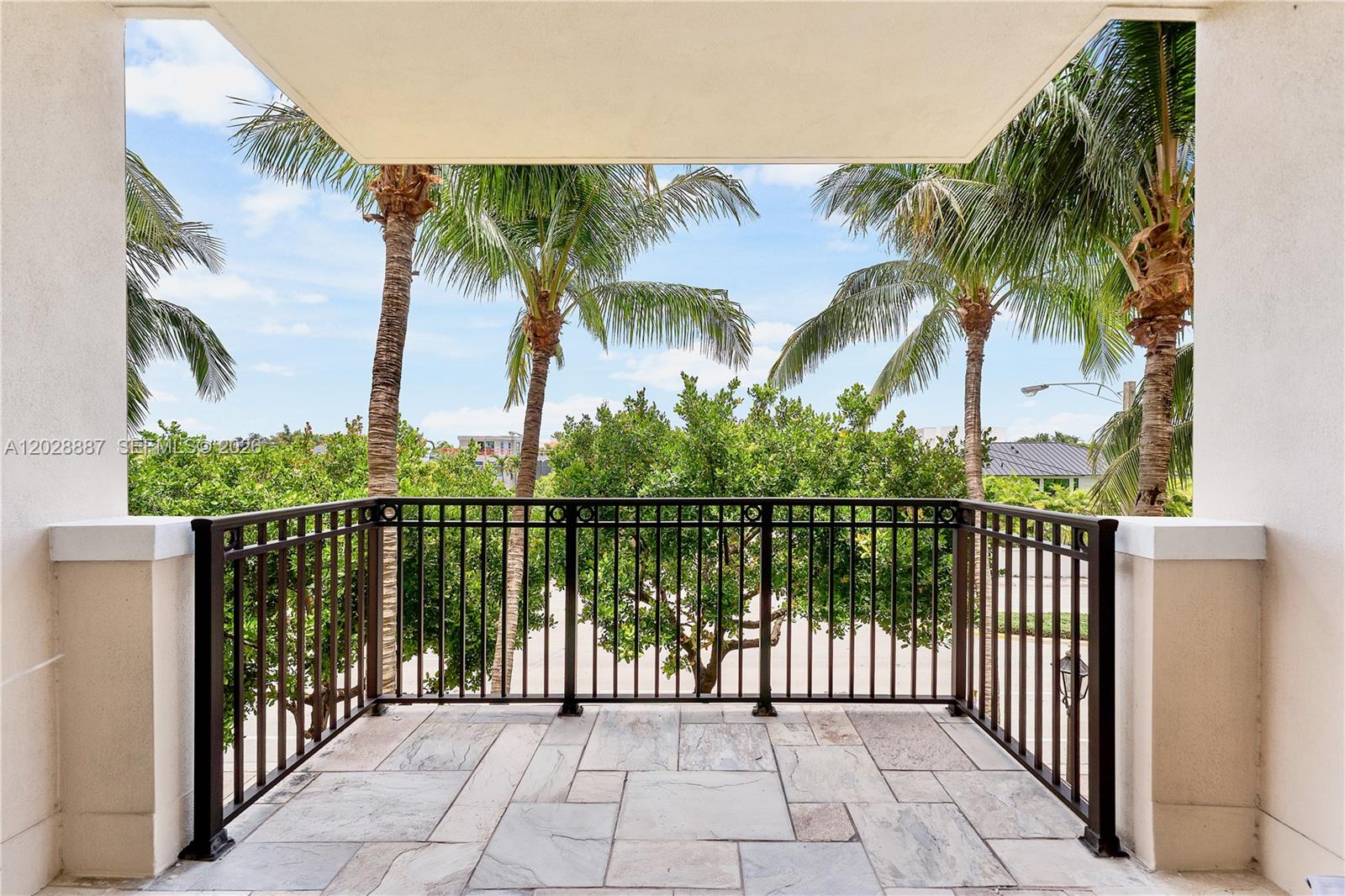 2501 N Ocean Blvd 452 Property Photo 18