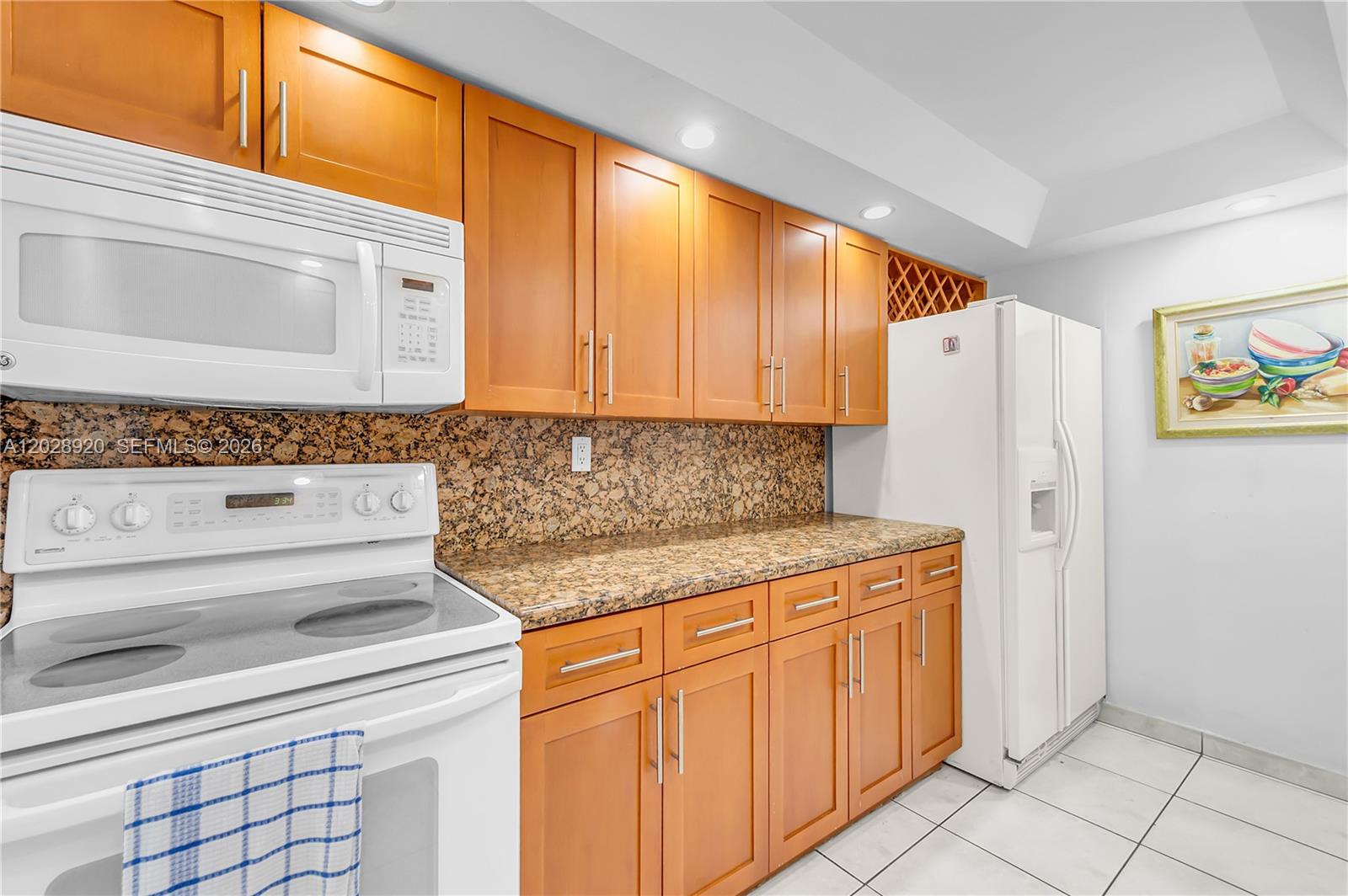 3200 Collins Ave 12-8 Property Photo 13