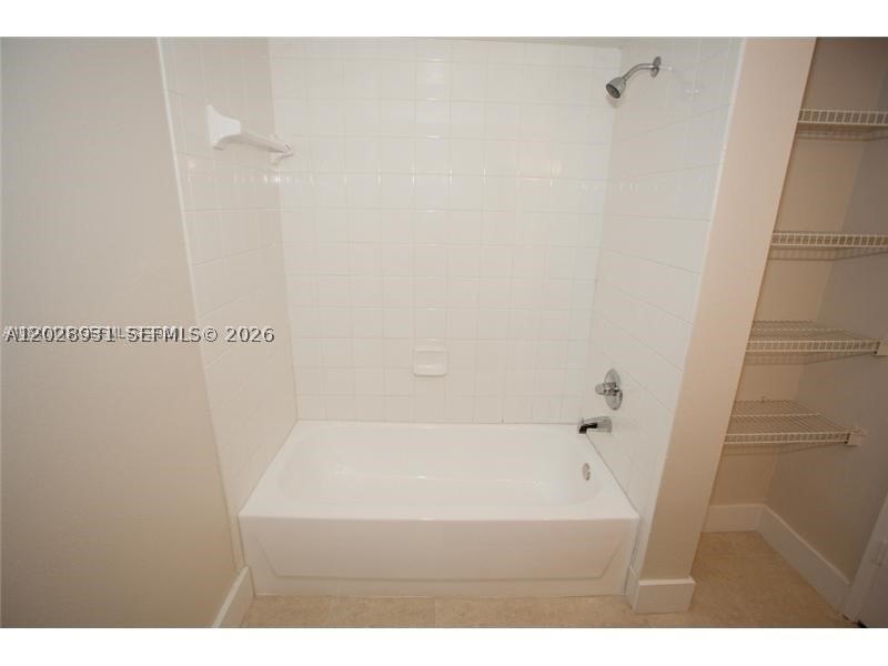 A12028931 Property Photo 6