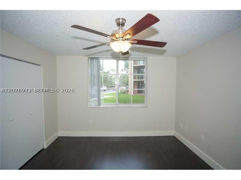 A12028931 Property Photo 12